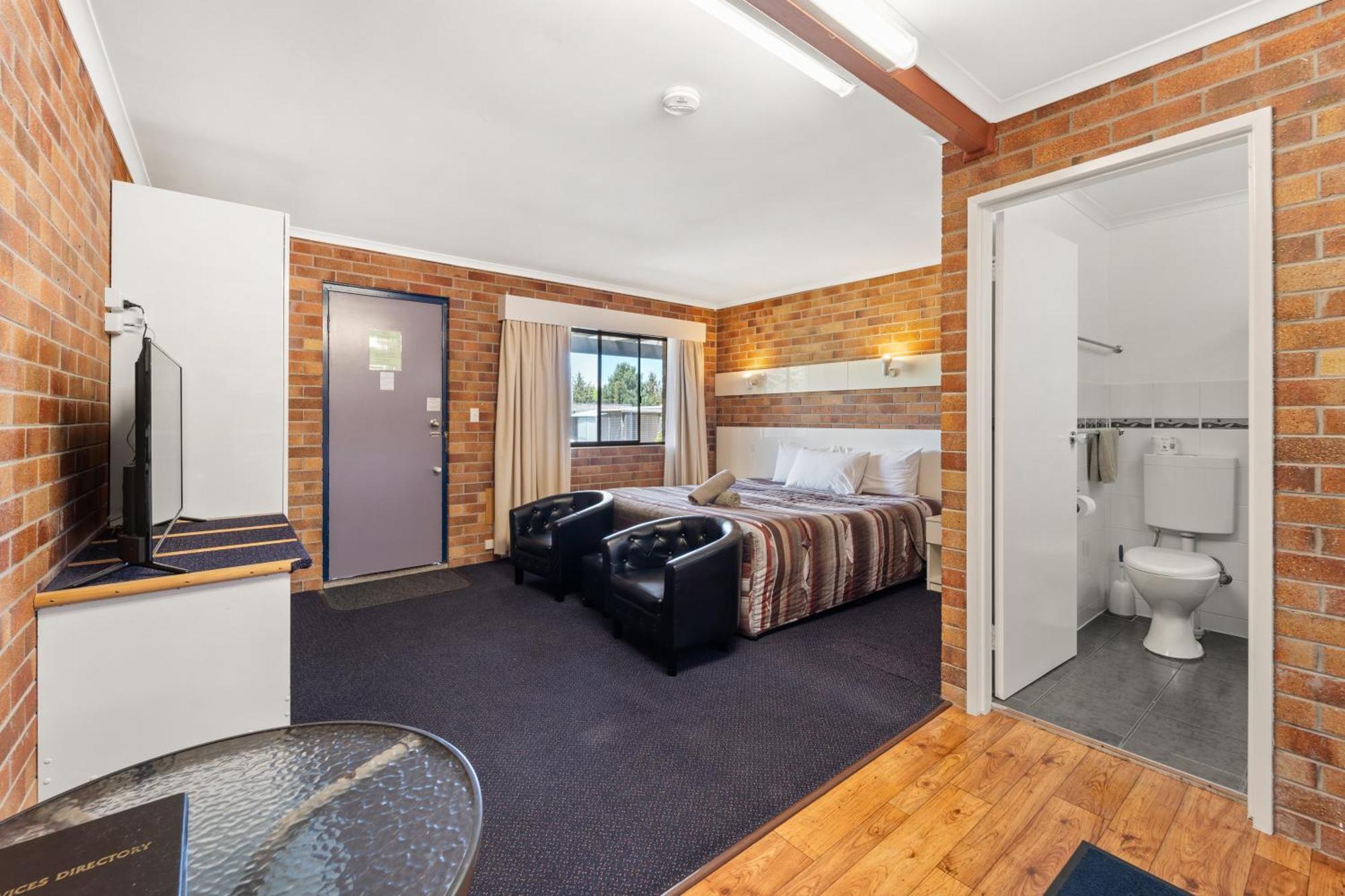 Tally Ho Motor Inn Тентерфилд Экстерьер фото