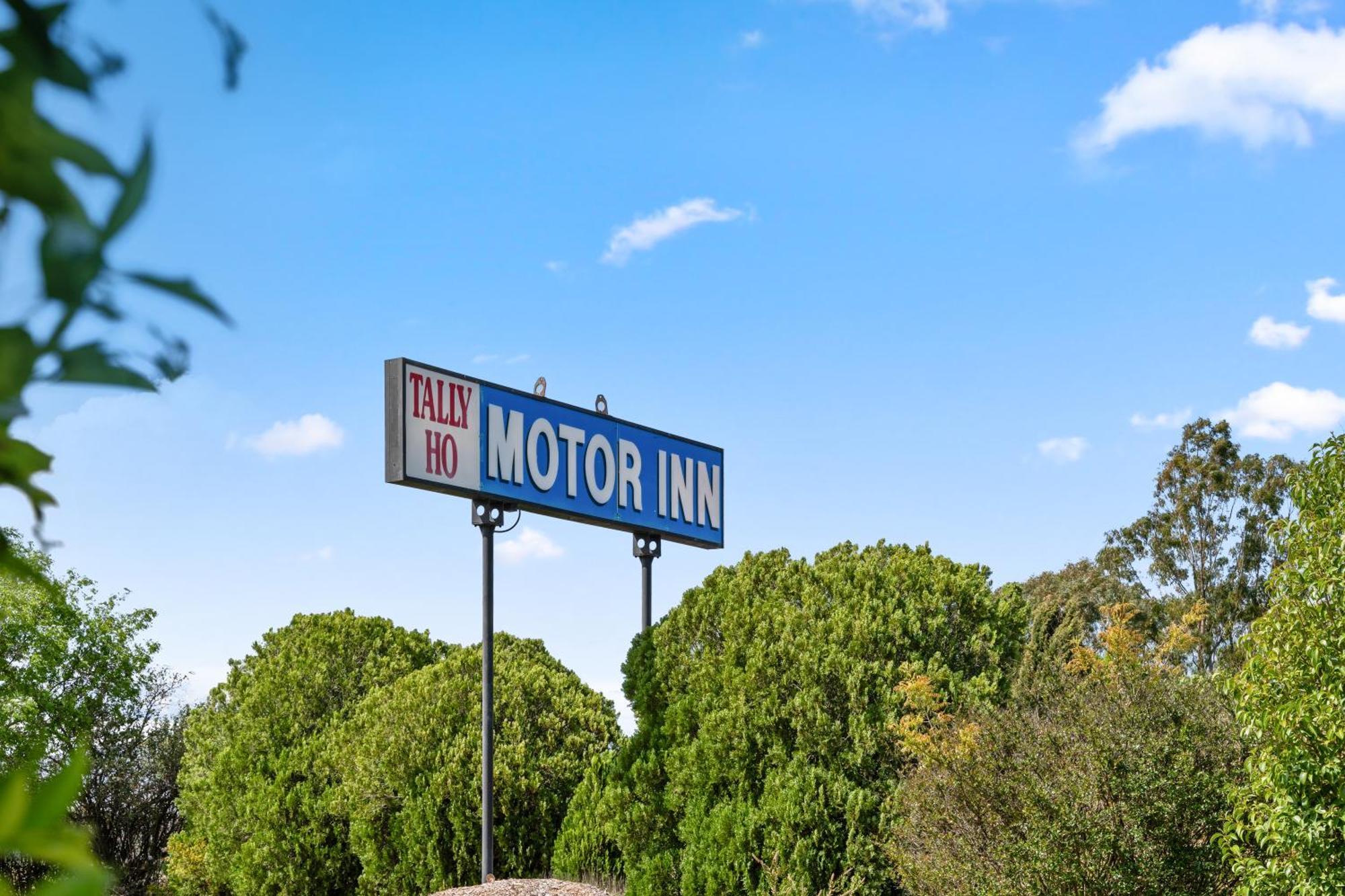 Tally Ho Motor Inn Тентерфилд Экстерьер фото