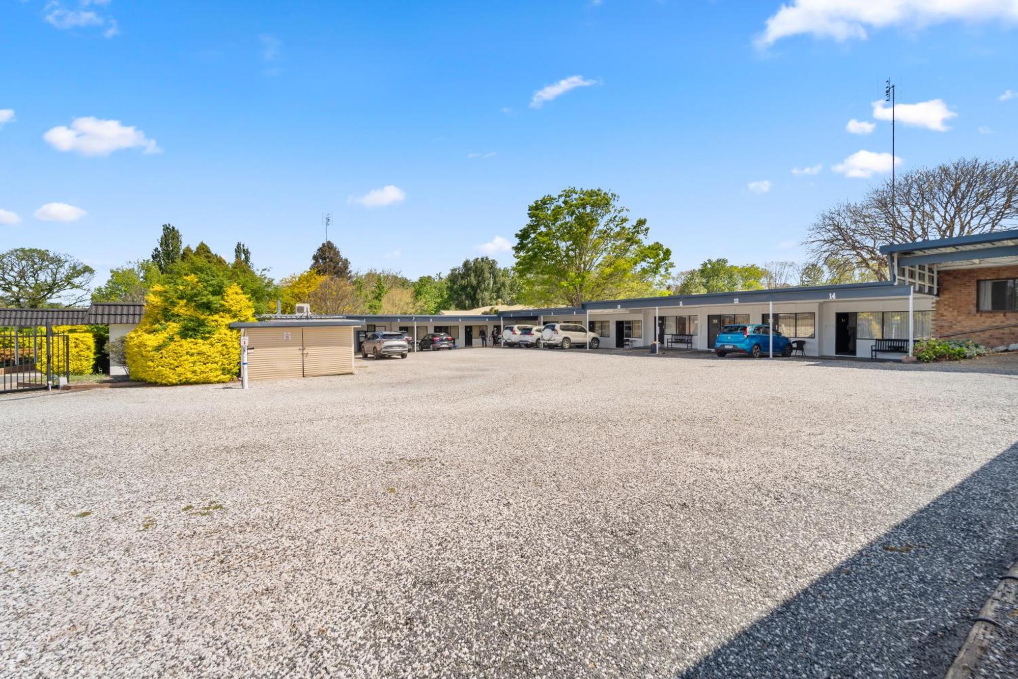 Tally Ho Motor Inn Тентерфилд Экстерьер фото